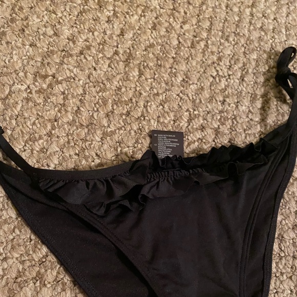 NWT H&M Black Ruffle Bathing Suit Bottom - Picture 3 of 3
